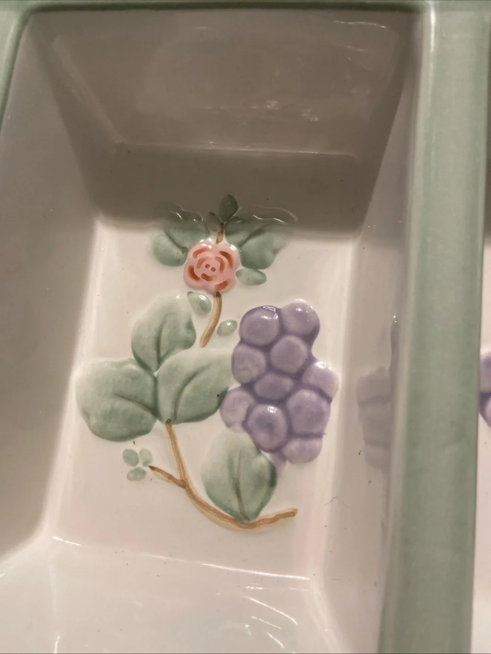 Pfaltzgraff Grapevine Green and Purple Grape Three-Section Serving Dish